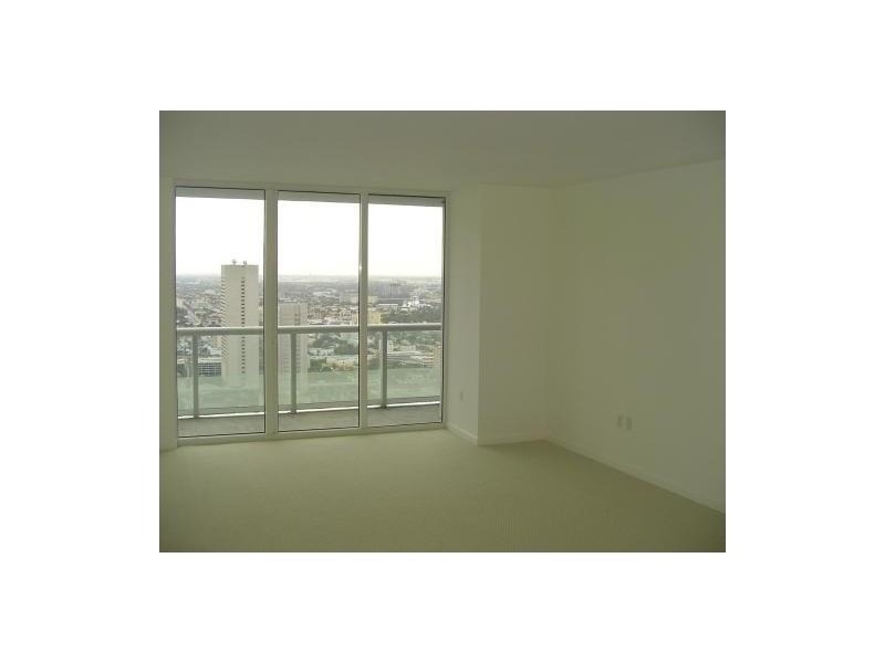 50 Biscayne Blvd #2907