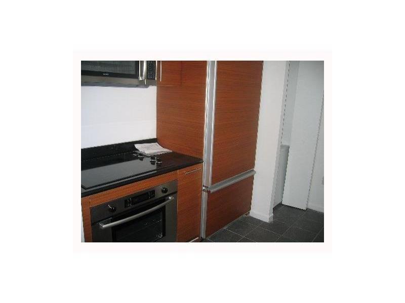 50 Biscayne Blvd #2907