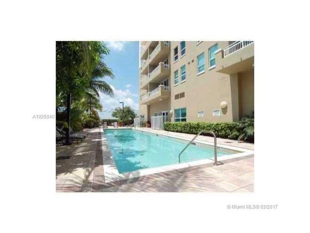 3270 SW 25th Ter