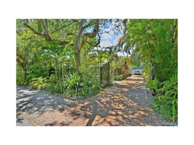 161 Shore Dr S
