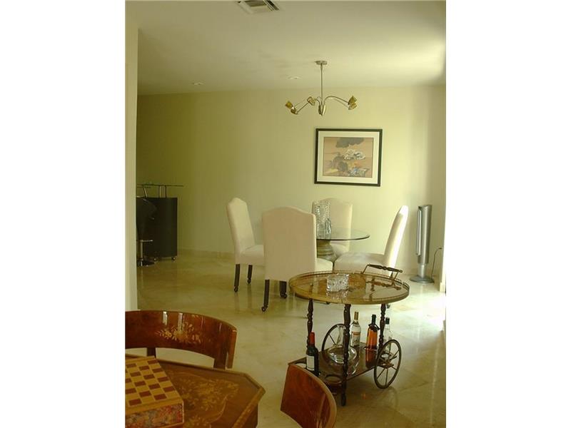 For Sale: 3172 Jackson Ave #6 Miami, FL 33133