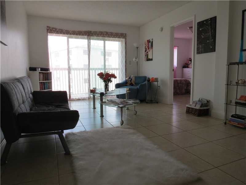 2920 SW 28th Ter #402