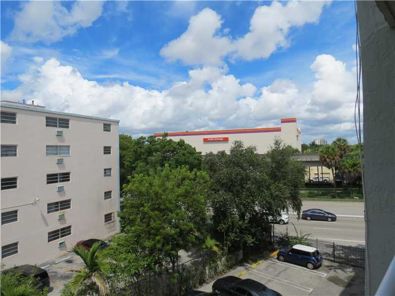 2920 SW 28th Ter #402