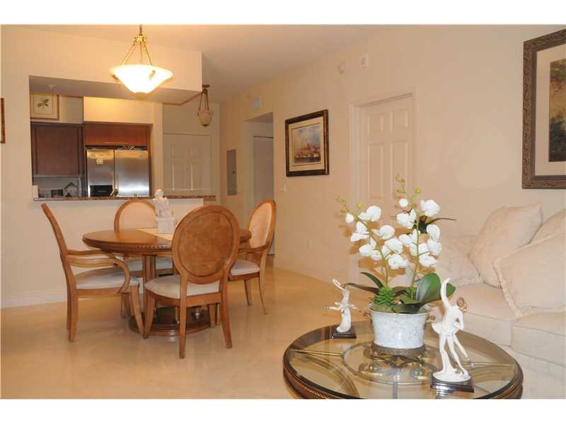 888 S Douglas Rd #812