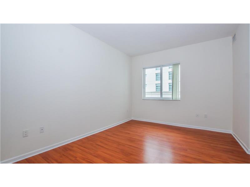 10 Aragon Ave #906