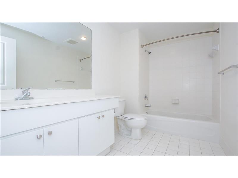 10 Aragon Ave #906