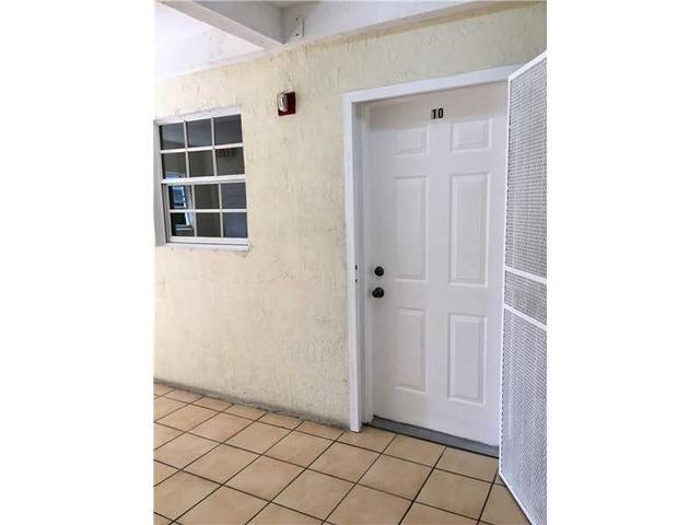 1351 SW 4th St #10