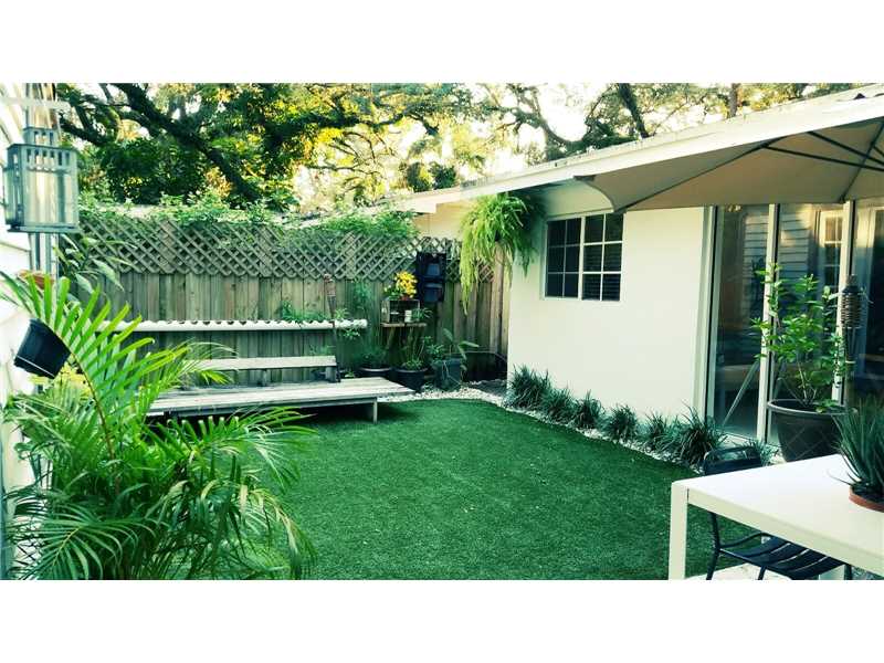 965 NW 10th Ave