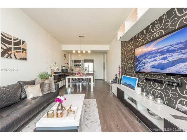 455 NE 25th St #801