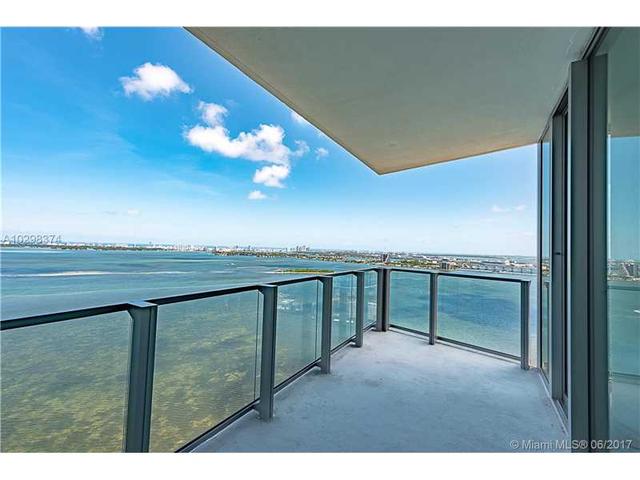 2900 NE 7th Ave #907