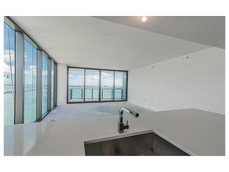 For Sale: 460 NE 28th St #3701 Miami, FL 33137