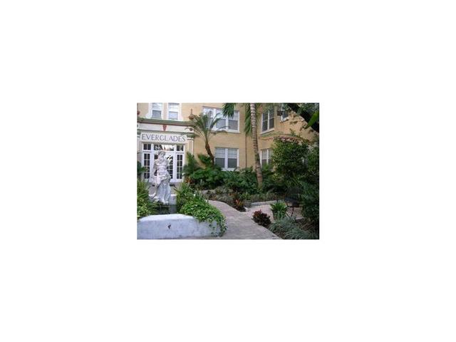 536 14th St #207