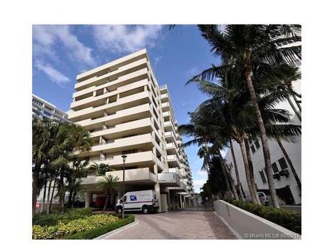 1623 Collins Ave #711