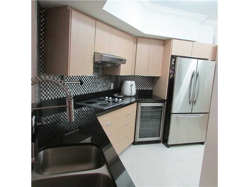 125 Jefferson Ave #122