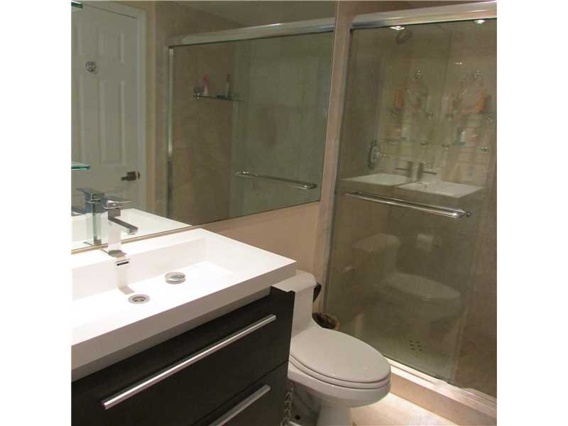 125 Jefferson Ave #122