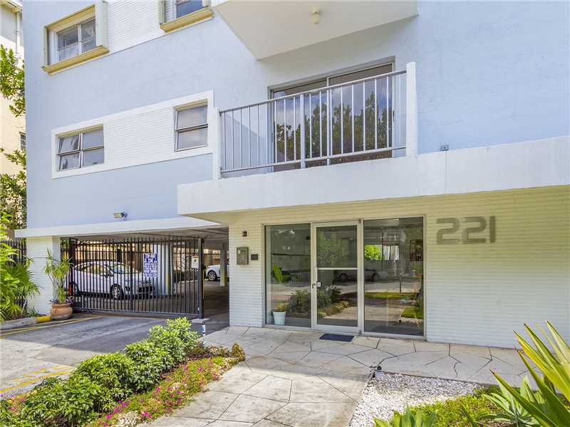 221 Meridian Ave #205