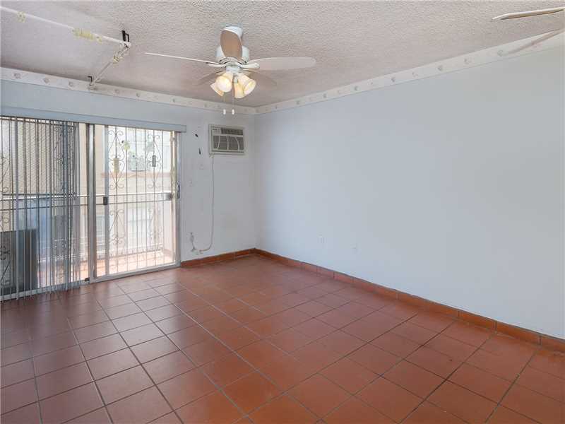 221 Meridian Ave #205