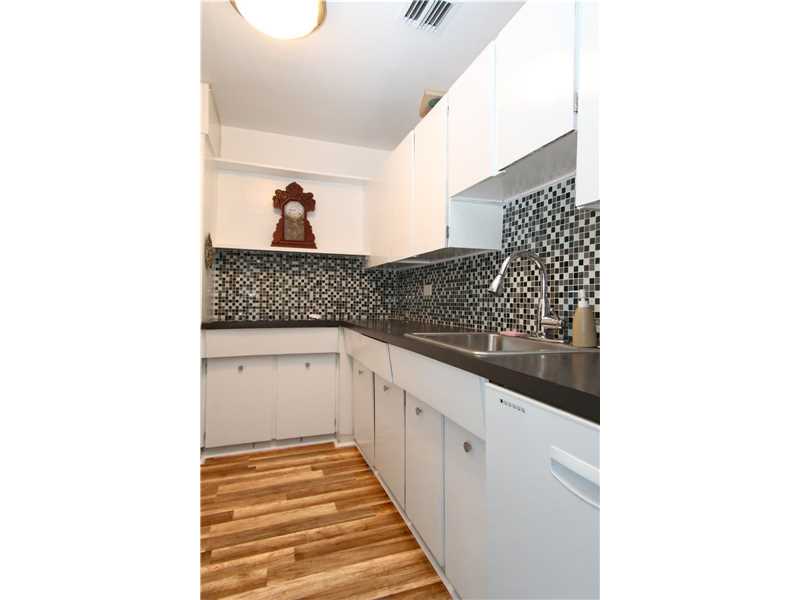 3 Island Ave #10L