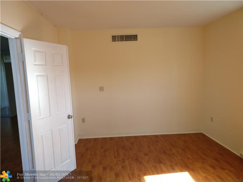 5001 Collins Ave #7A