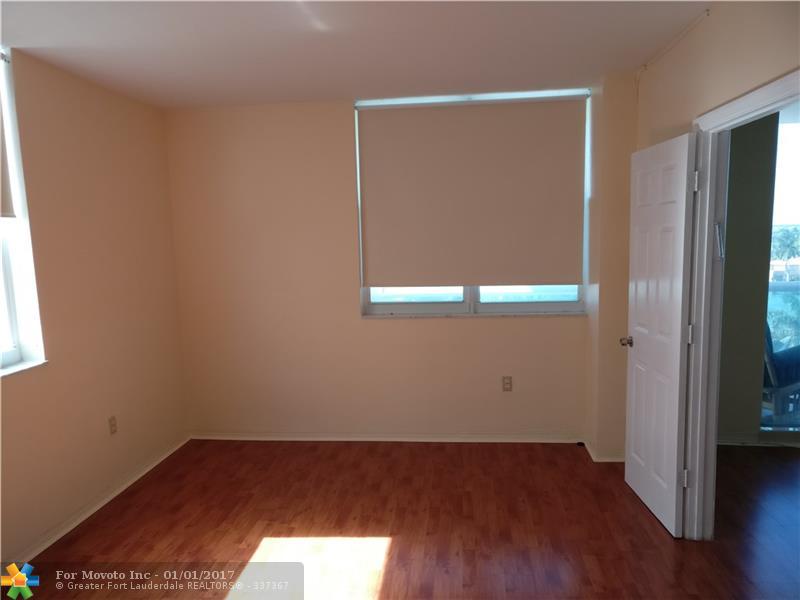 5001 Collins Ave #7A