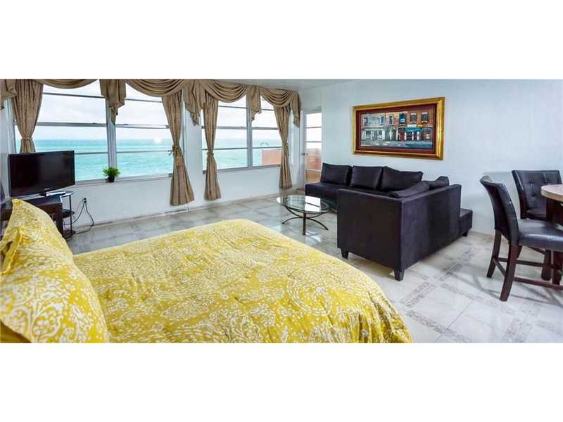 2899 Collins Ave #1239