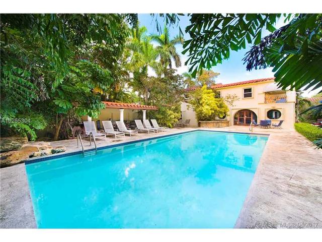 10 Venetian Way #2502/2