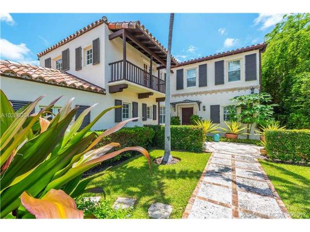 10 Venetian Way #2502/2