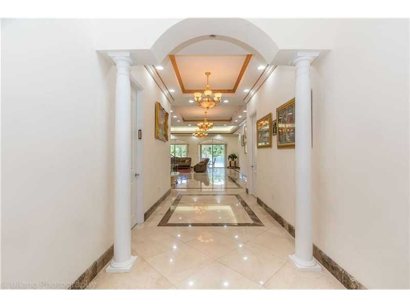 For Sale: 3765 Prairie Ave Miami Beach, FL 33140