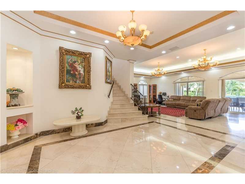 For Sale: 3765 Prairie Ave Miami Beach, FL 33140
