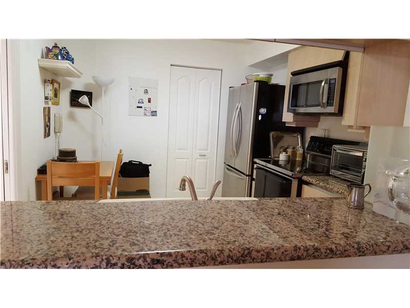 5757 Collins Ave #801