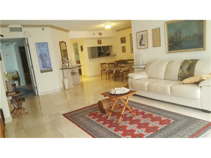 5757 Collins Ave #801