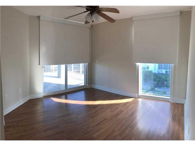 2723 NW 43rd Ter