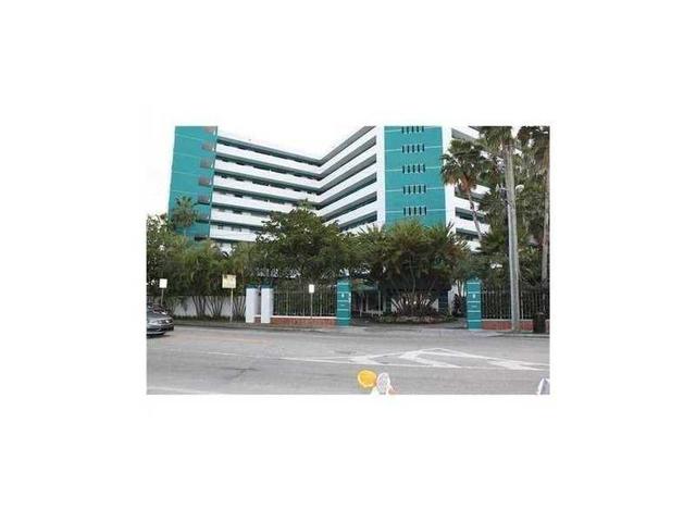 2329 NW 29th St #7
