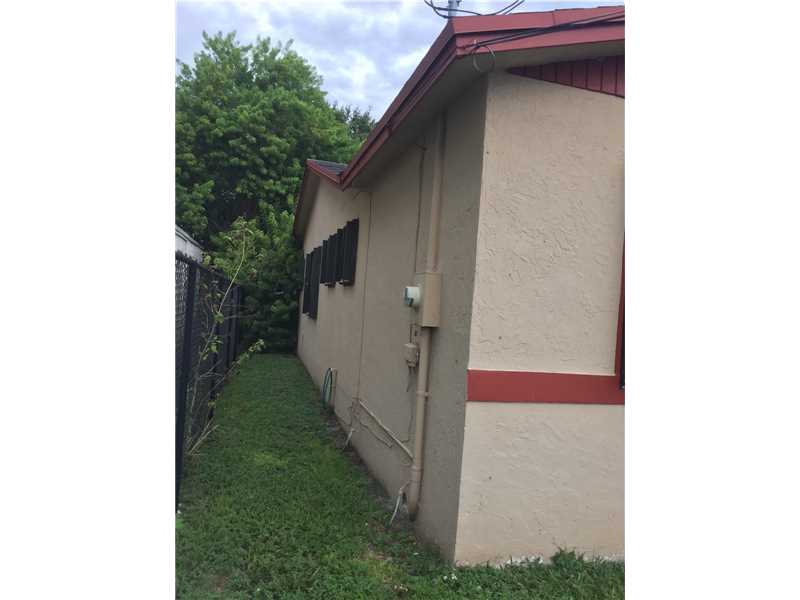3161 NW 55th St