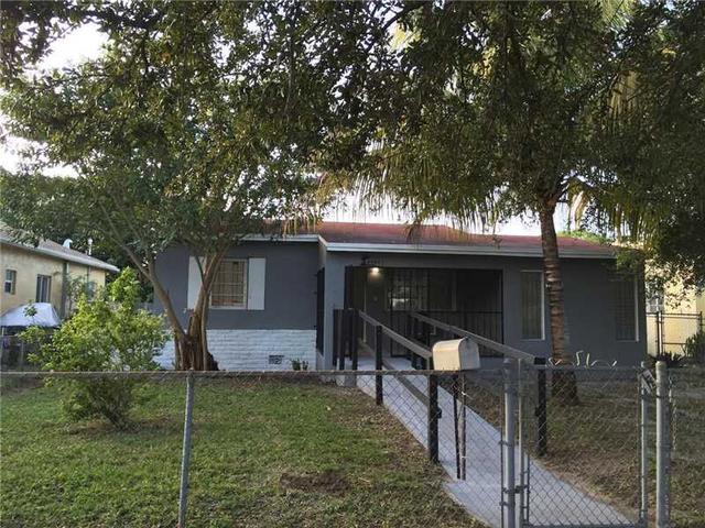 2984 NW 50th St