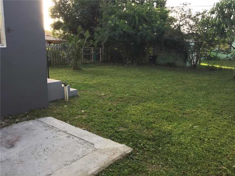 2984 NW 50th St