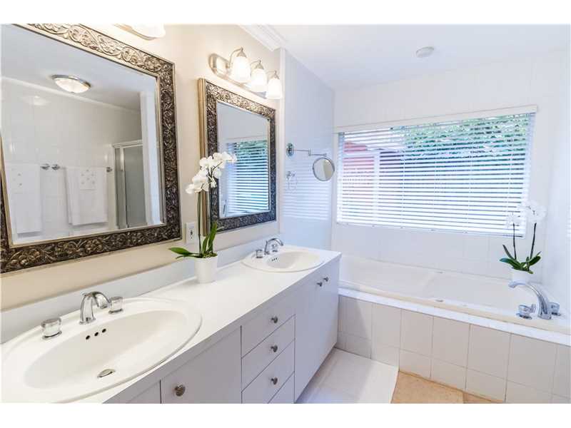 271 Buttonwood Dr