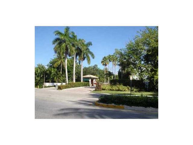 101 Ocean Lane Dr #2012