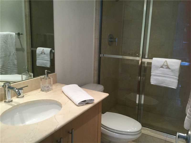 10275 Collins Ave #232