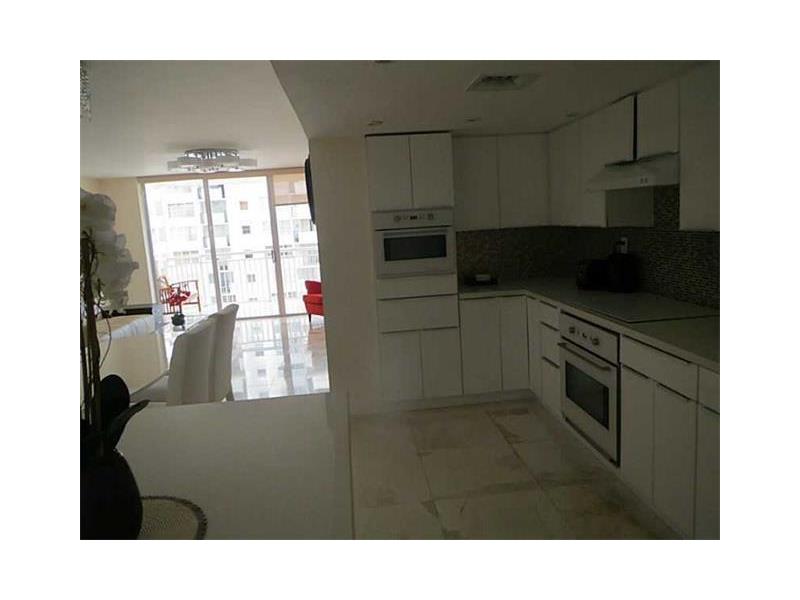 For Sale: 18061 Biscayne Bl #1802-2 North Miami Beach, FL 33160