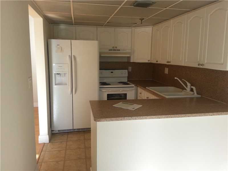 17890 W Dixie Hwy #104