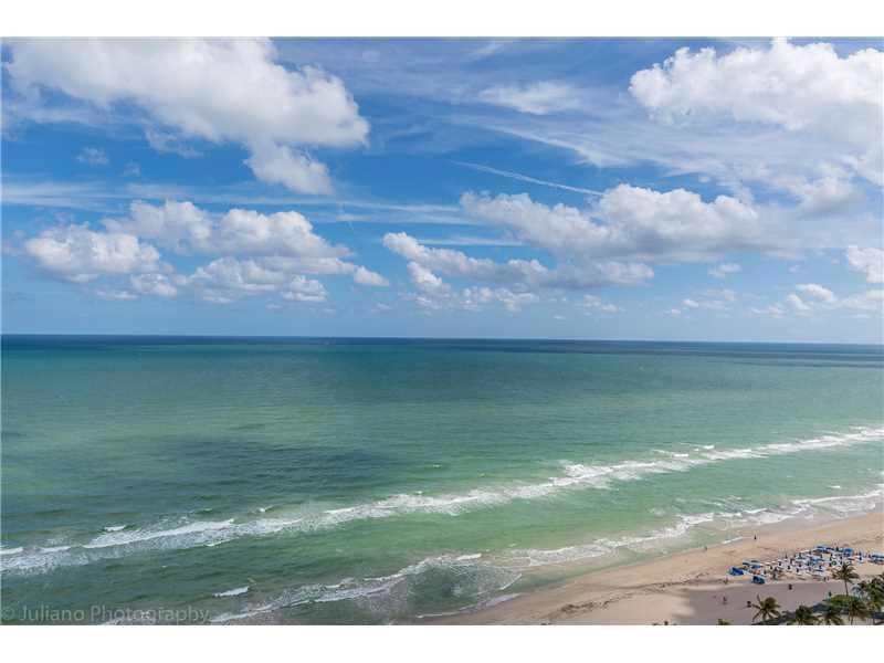 18911 Collins Ave #2304