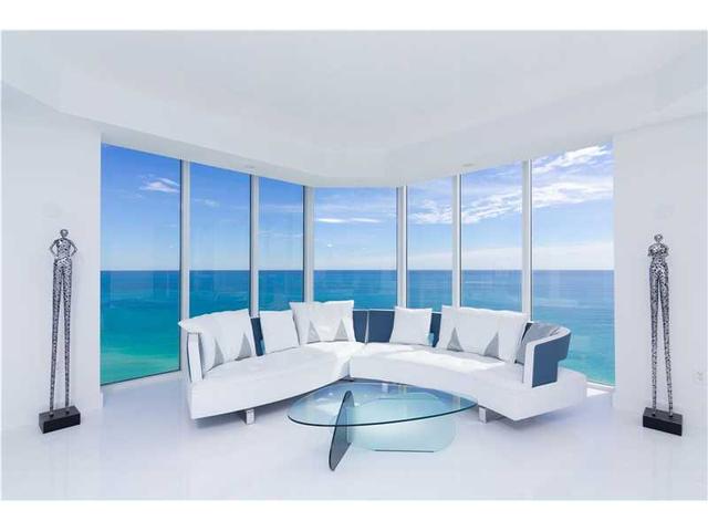 19333 Collins Ave #2501