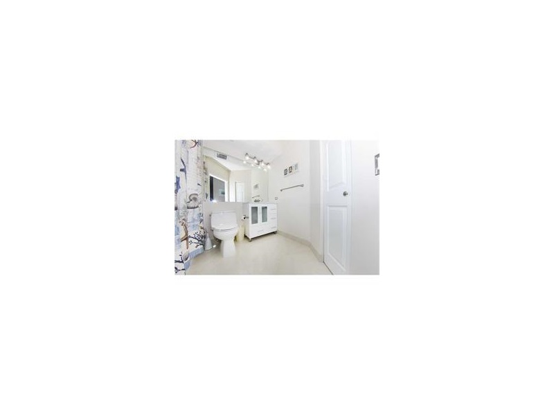 17145 N Bay Rd #4509
