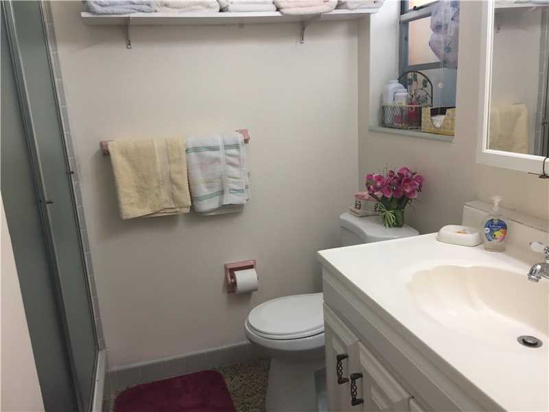 56 NW 118th St