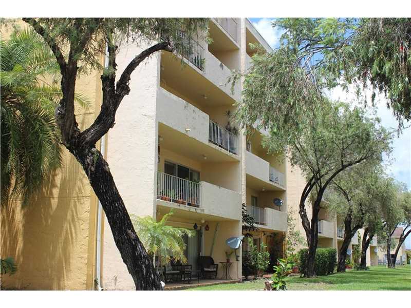 For Sale: 9375 Fontainebleau Blvd #L214 Miami, FL 33172