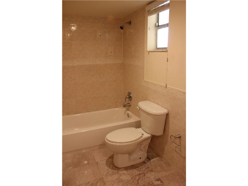 For Sale: 9375 Fontainebleau Blvd #L214 Miami, FL 33172
