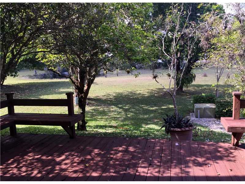 For Sale: 9011 SW 62nd Ter Apt 5 E #5-E Miami, FL 33173