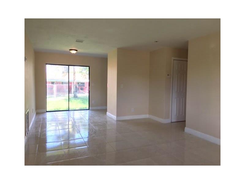 10801 Perry Dr