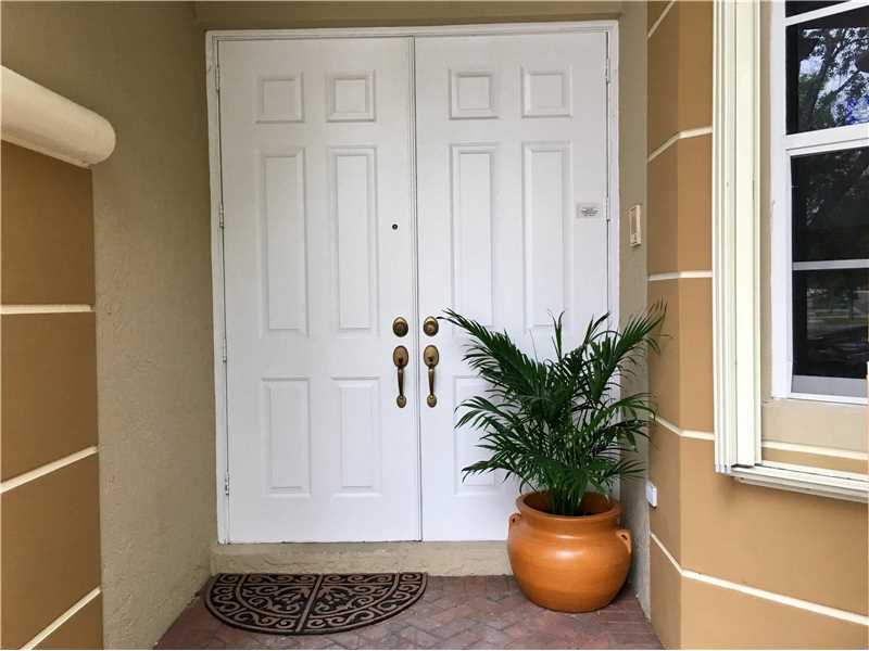 11280 NW 77th Ter